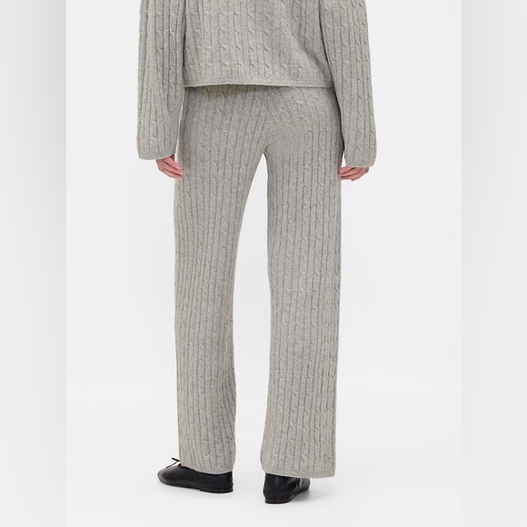 Gap CashSoft Cable-Knit Sweater Pants - Picture 3 of 6